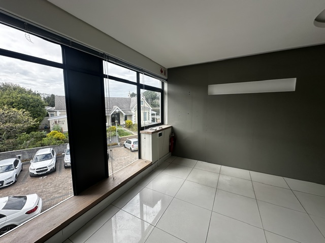 To Let Commercial Property for Rent in Newlands Western Cape